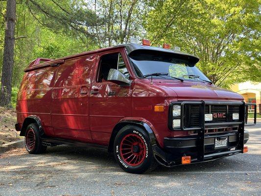 Maaco Auto Body Shop & Painting