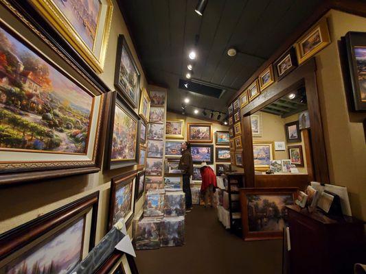 Thomas Kinkade Studio in the Garden