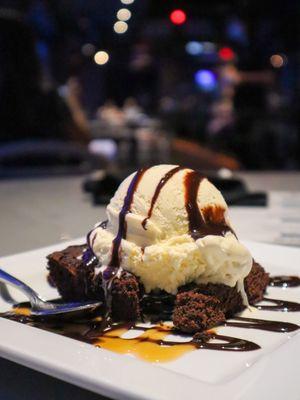 Sharks Underwater Grill