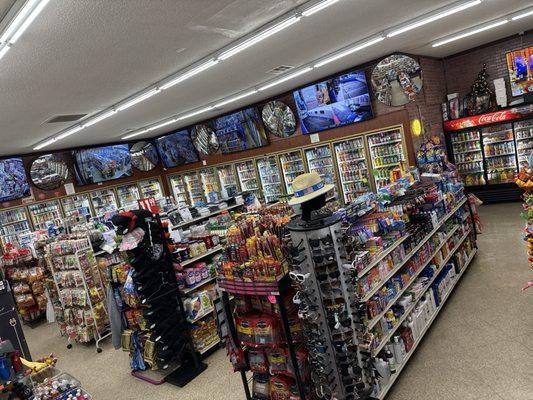 Dale's Market LIQUOR