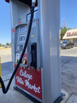 College Villa Market