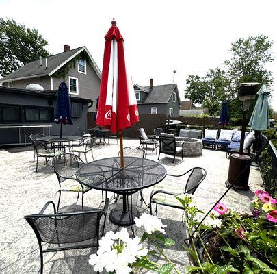 Dog friendly outdoor patio. #PatioVibes #CozyFireplace #200MainBarAndGrill #GreatDrinksGreatAtmosphere