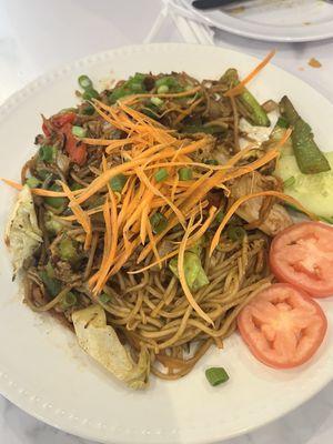 Stir fry Burmese noodle