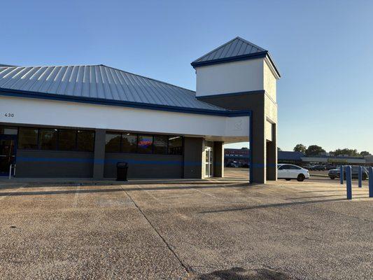 exterior newly renovated