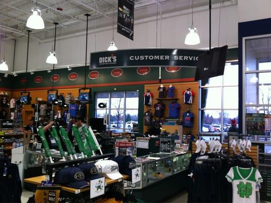 DICK'S Sporting Goods