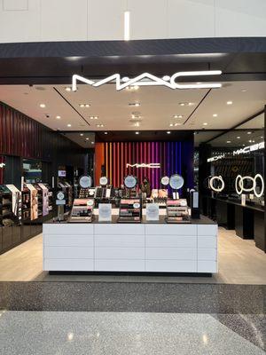 MAC Cosmetics