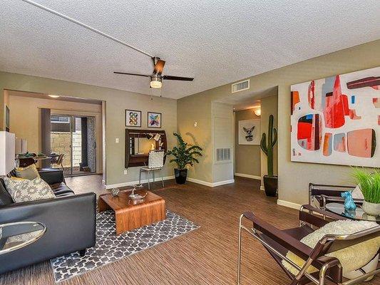 Seventeen 805 An Apartment Community