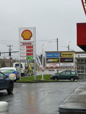 Shell Gas Station