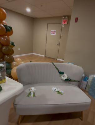 Seating In Style Events and Rentals