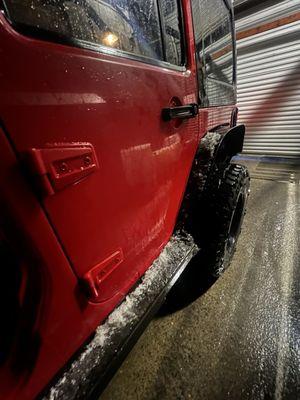 Half clean/half dirty jeep