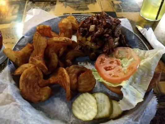 Mike's Pub