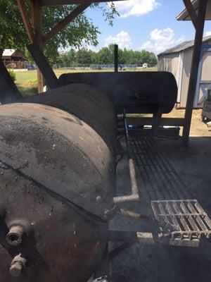 Smoking' hot grills producing authentically rustic BBQ