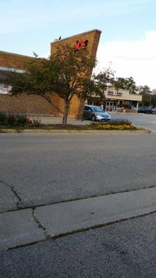 Len's Ace Hardware - Elmhurst