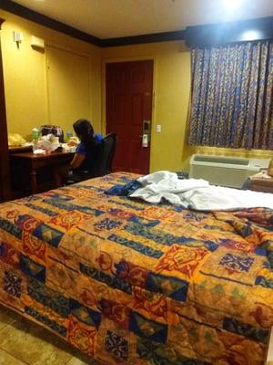 Old furniture and bad lightning in restroom but big restroom and decent for $75...pillows are old and flat.