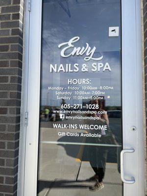 Envy Nails and Spa