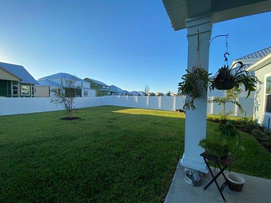 6 foot white vinyl privacy fence by Sterling Specialties