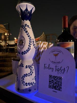 Honey & Fizz Mobile Bar