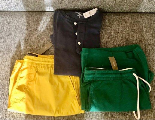 6" Tech Dock Short, Garment-Dyed Slub Cotton Short-Sleeve Henley & 6.5" Lightweight French Terry Dock Short