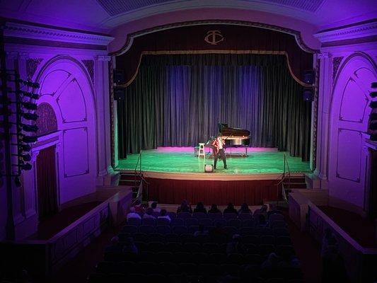 Dre Hilton performs at the Coliseum Theatre.