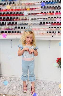 Princess Domino VIP Ace nails customers.