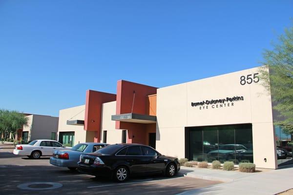 Barnet Dulaney Perkins Eye Center