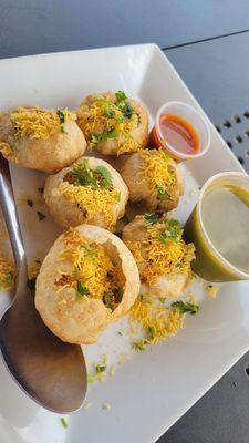 Paani poori