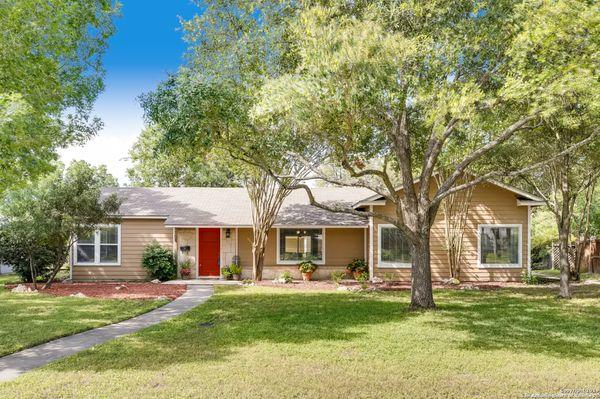 Current Listing - Donna Cowey