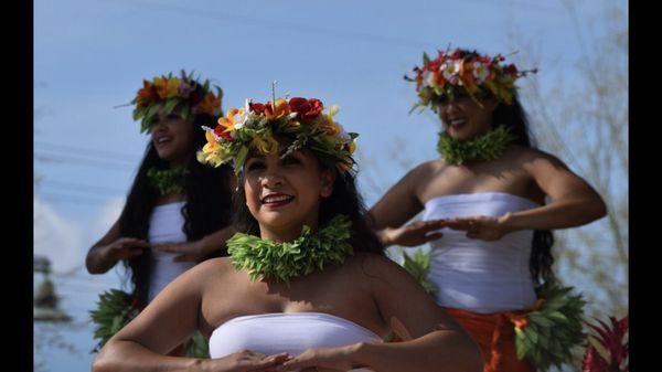 Hālau Ho'okahi I Ka Hula Makua and 'Ōpio Ori Tahiti