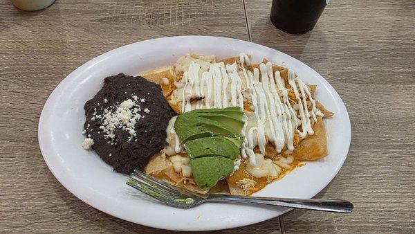 Chilaquiles con pollo