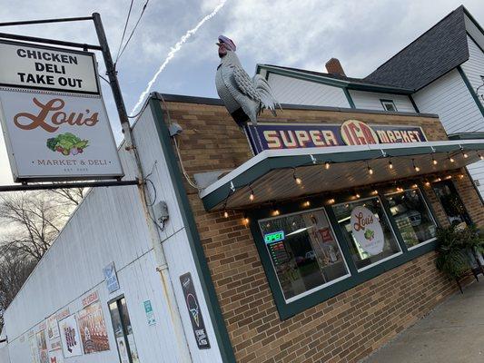 Lou's Market & Deli