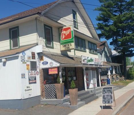 Smith's Store -Smitty's Delicatessen
