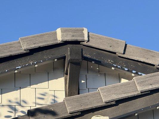 Color peeled off on lighting trim