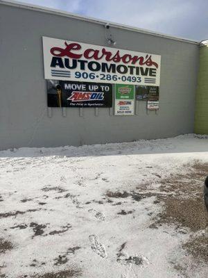 Larson's Automotive