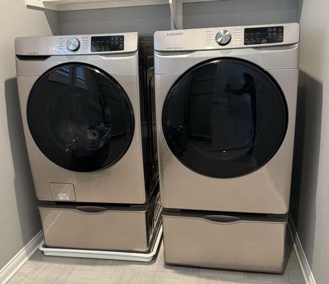 Samsung 4.5CuFt Front Load Washer with Smart Care 7.5CuFT GAS Dryer with Multi-Steam in Champagne- NOT WORTH YOUR MONEY !!!