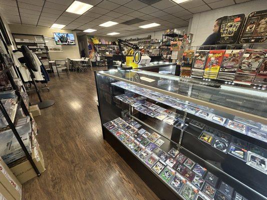 Drewbees Collectables