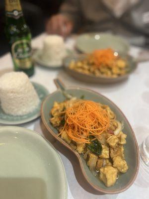 Tofu with spicy Thai basil