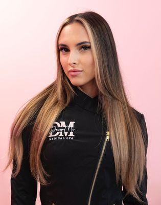 Alisa, Makeup Artist & Body Contouring Specialist