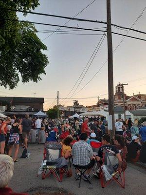 Schnitzelburg Walk & Rock