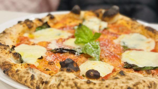 Ema Rossi Pizzeria Napoletana