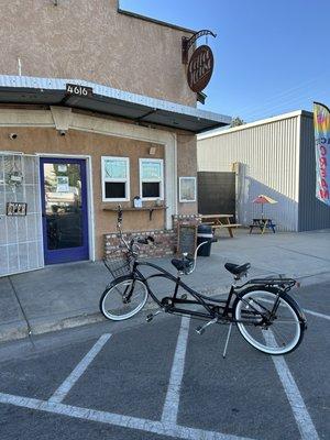 It's a great morning for a peddle ride