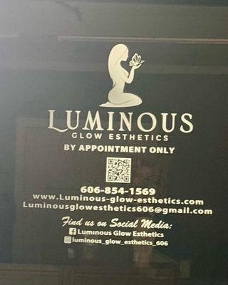 Estheticians Luminous Glow