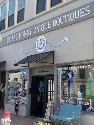 Our Downtown Gainesville TX storefront located on the Southwest corner of the Cooke County Courthouse Square