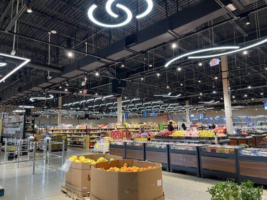 Interior of Dayou Market