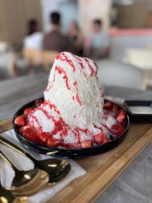 Snowy Sundaes