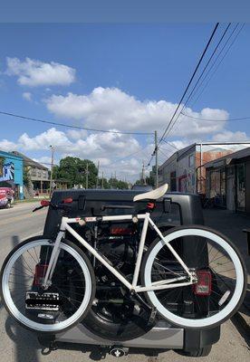 Bayou City Cyles - replaced tube on my fixie