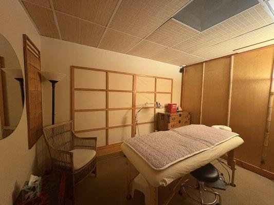 Cozy treatment room.