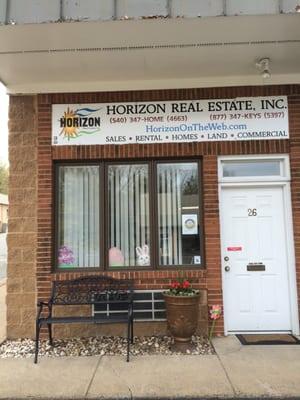 United Real Estate Horizon