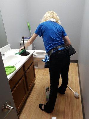 Diana The Queen Of The Bathrooms Doing It Big @ Cambridge Construction