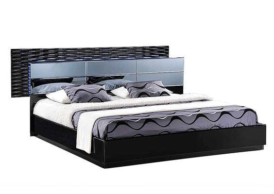Modern & Traditional Beds