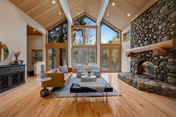 Lindsay Buchanan Real Estate